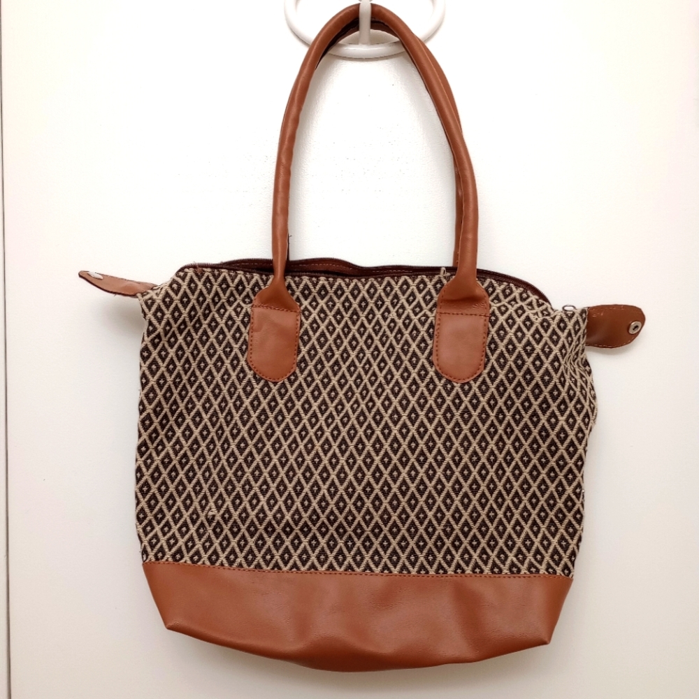 Gold Coast purse